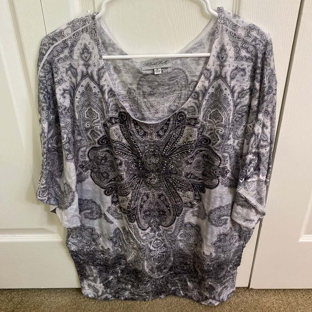 Closet Full Womens XL Grey Paisley Rhinestone Embellished Dolman Sleeve Top